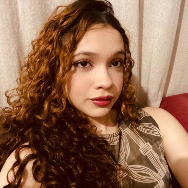 Babá em Goiânia: Sarah