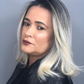 Babá em São Vicente: Débora Coutinho