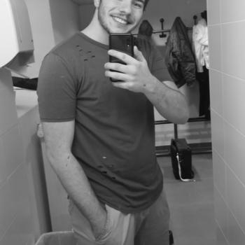 Medernach のベビーシッター: Aaron