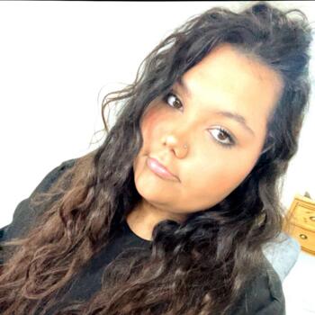 Babysitter in Épinal: Shana