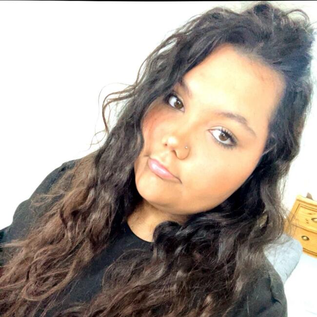 Babysitter in Épinal: Shana