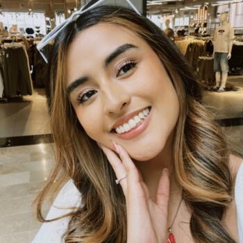 Babysitter in L'Hospitalet de Llobregat: Sofia