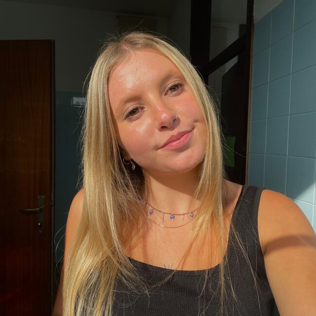 Babysitter a Sondrio: Serena