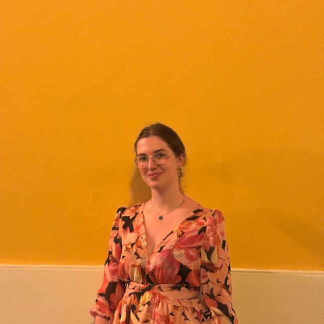 Babysitter in Bourgtheroulde-Infreville: Rachel