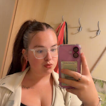 Nanny in Derby: Naomi