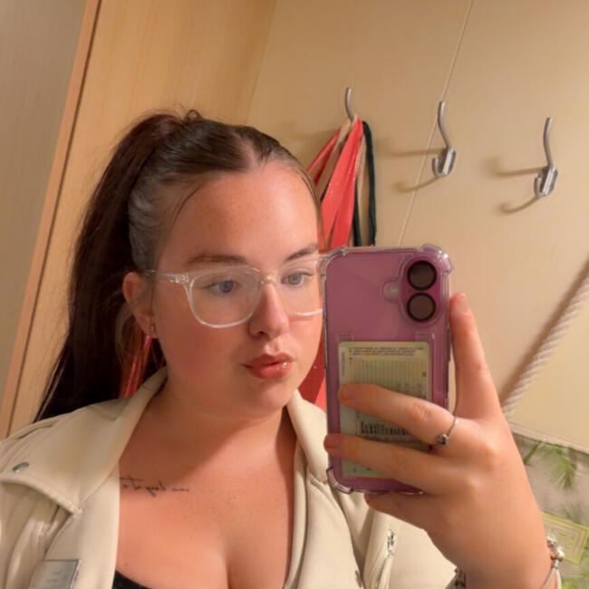 Nanny in Derby: Naomi