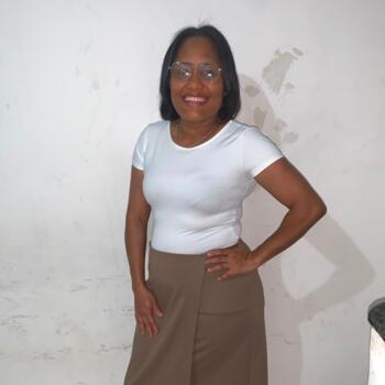 Babá em Lauro de Freitas: Cinara