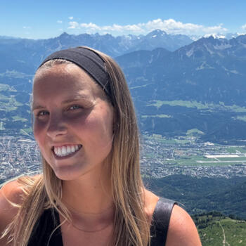 Babysitter Melbourne: Hannah