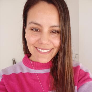 Babysitter in Barcelona: Loreta Mora