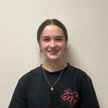 Babysitter in Saint-Laurent-Bretagne: Mathilde