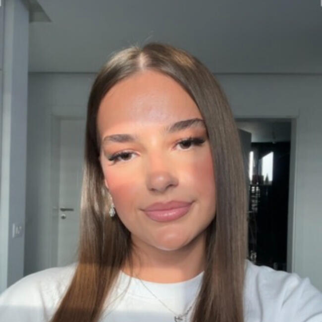 Babysitter in Seelze: Lorena