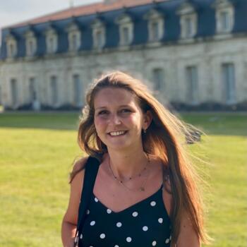 Babysitter in Waregem: Camille