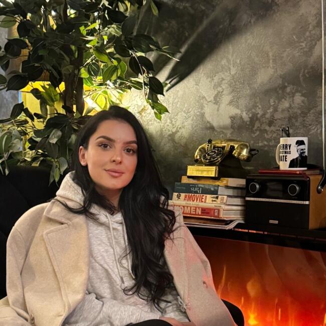 Babysitting job in Barnet: Gabri