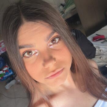 Babysitter a Napoli: Azemine