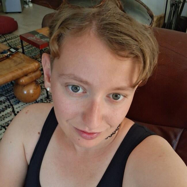 Babysitter in Fréjus: Sandra