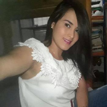 Babysitter στην περιοχή Floridablanca: Yeimy