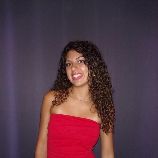 Babysitter in Châteauneuf-les-Martigues: Gladys