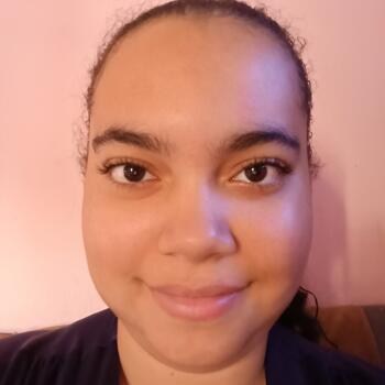 Babá em Vitória de Santo Antão: Stefhany