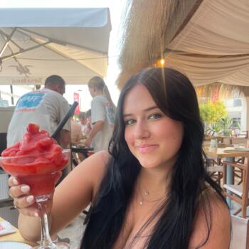 Babysitter in London: Millie