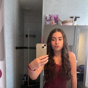 Babysitter in Cérences: Tais