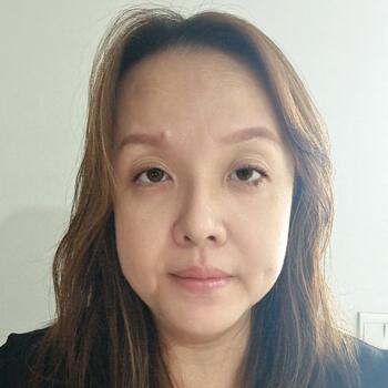 Babysitter in Singapore Island: Esther