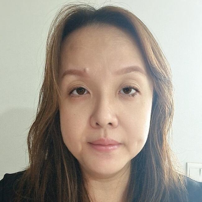 Babysitter in Singapore Island: Esther