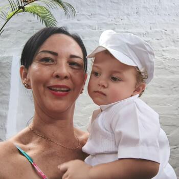 Nanny Alicante: Angela