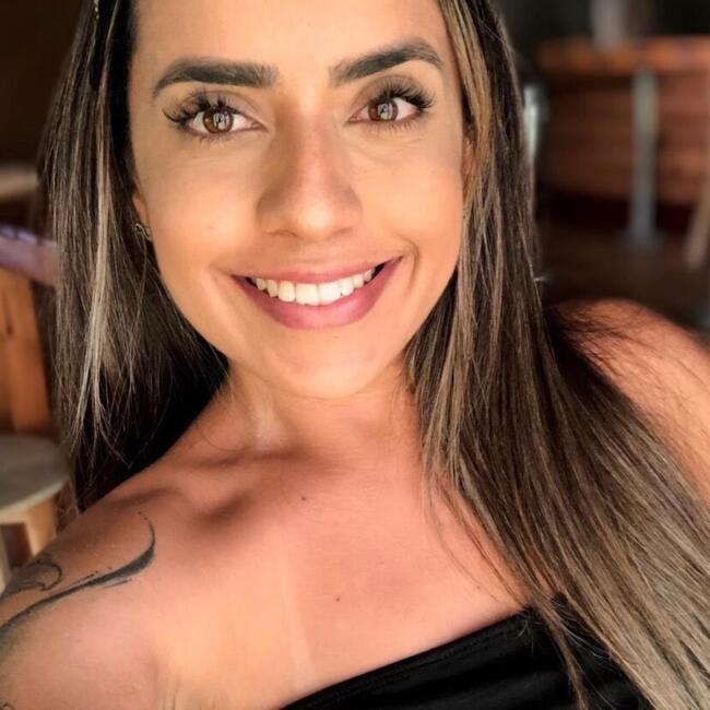 Emprego de babá em Fortaleza: Lara
