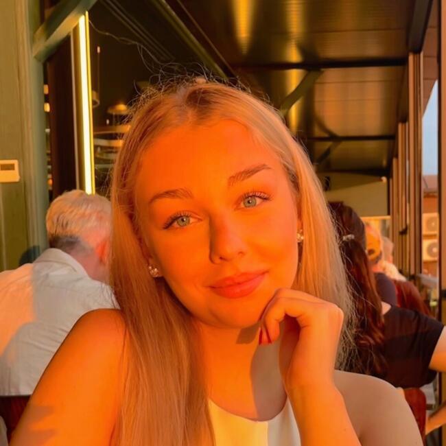 Babysitter in Cluj-Napoca: Lisa