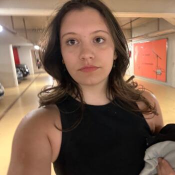 Babysitter in St-Malo: Anaelle