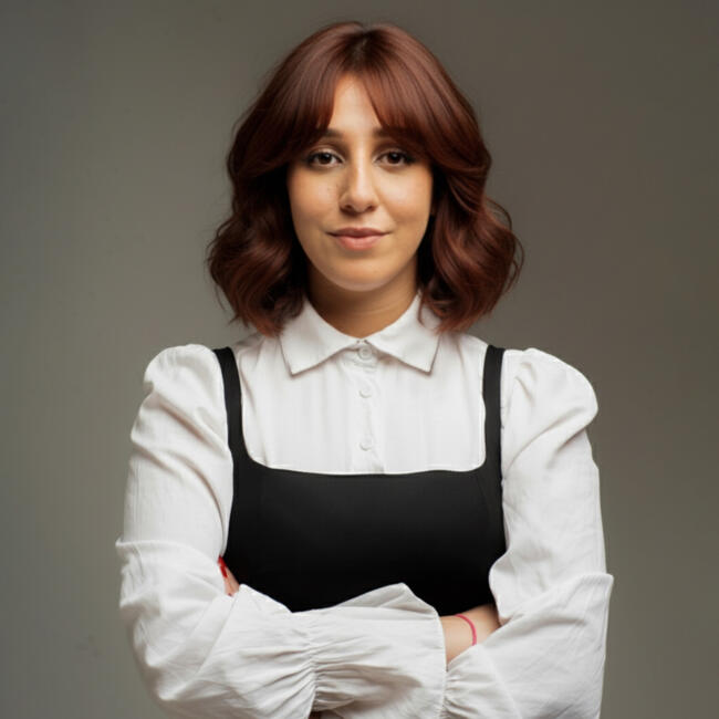 Babysitter in Bouznika: Hind