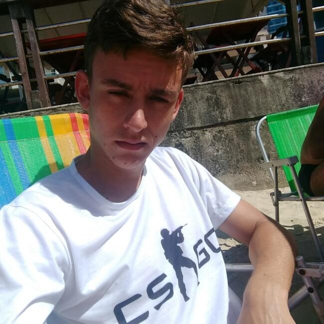 Babysitting job in Rio das Ostras: Wilson