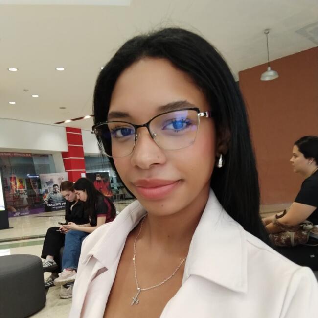 Babysitter in Medellín: Anyeli