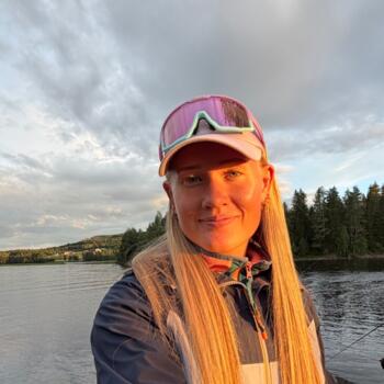 Barnevakt i Ringsaker: Thea