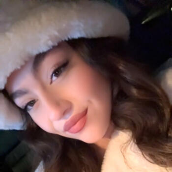 Babysitter in Saint-Genis-Pouilly: Dalia