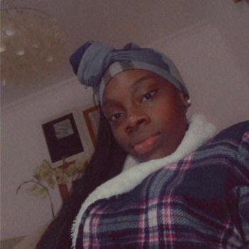 Babysitter in Seixal: Solene