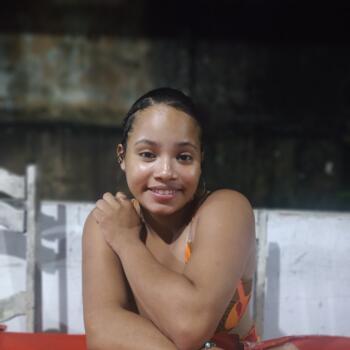 Babá em Belém: Sheyla