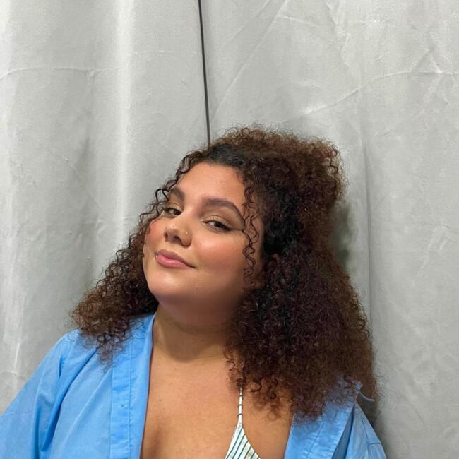 Babysitter in São Pedro da Aldeia: Luana veiga