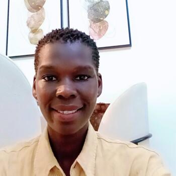 Nanny in Dubai: Jenny