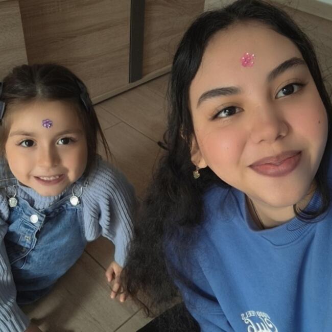 Babysitter in Santa Coloma de Gramenet: Shara