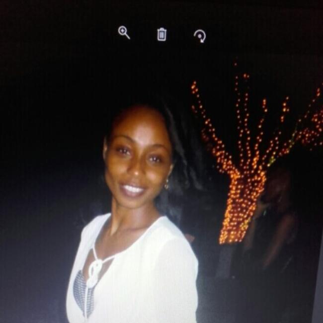 Babysitter in Weiden am See: Domingas