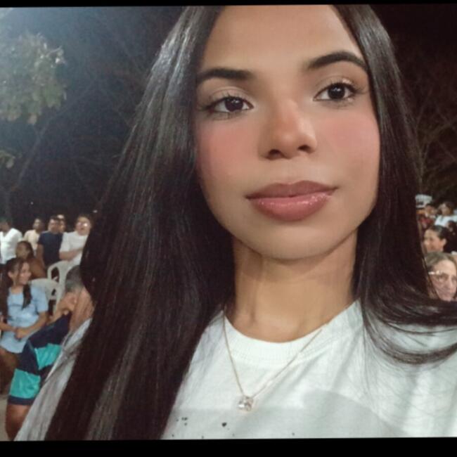 Babysitter in Fortaleza: Naiane