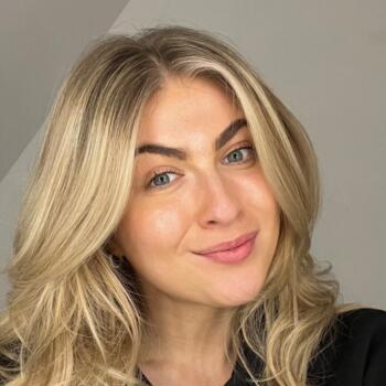 Babysitter in Grimsby: Amie