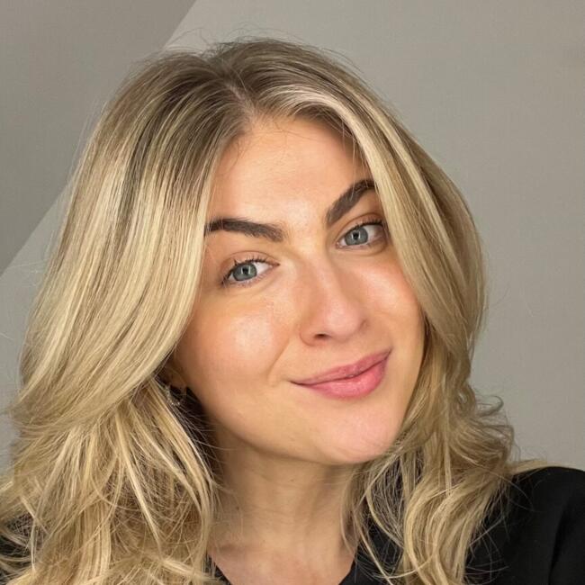 Babysitter in Grimsby: Amie