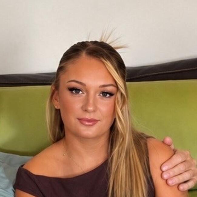 Babysitter in Altkirch: Loona