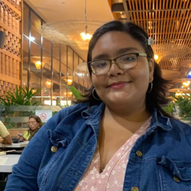 Babysitter in Piura: Lia Raquel