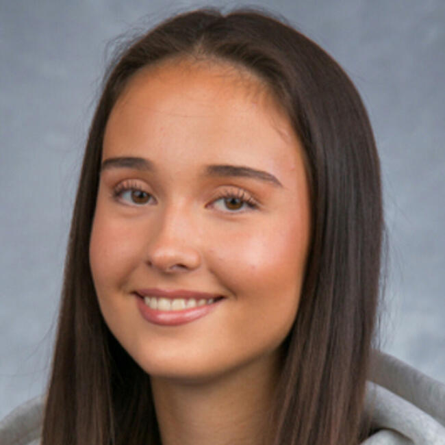 Babysitter in Bergen: Julie tobine