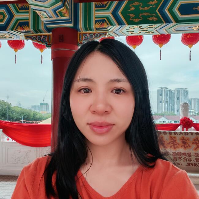 Pengasuh di Kuala Lumpur: Orange