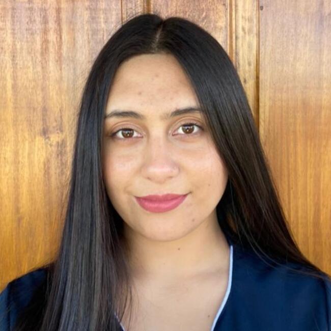 Niñera en Puerto Montt: Escarleth B. González Vera