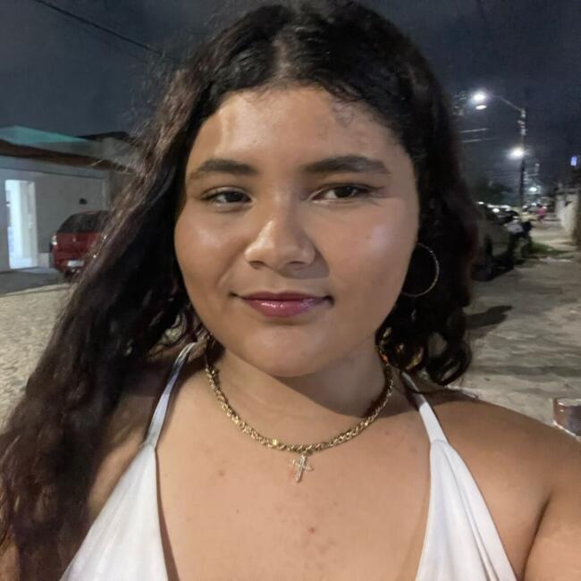 Babysitter in Natal: Sara